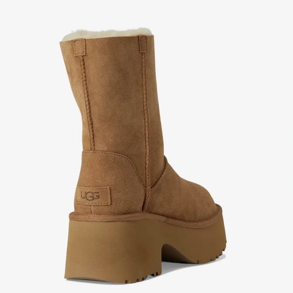NWT UGG ESMEE Platform Heeled Boot in Chestnut - Picture 5 of 16